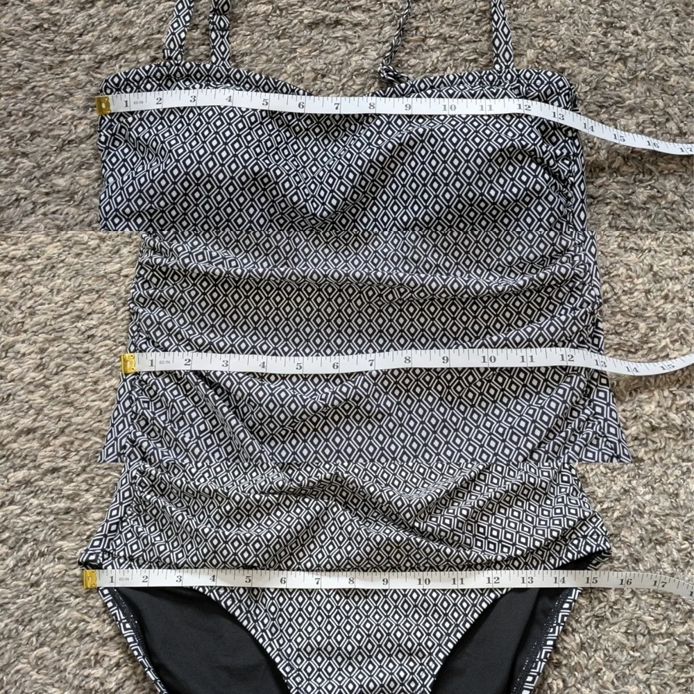 DKNY Black White Diamond Pattern One Piece Swimsuit L - Picture 9 of 10